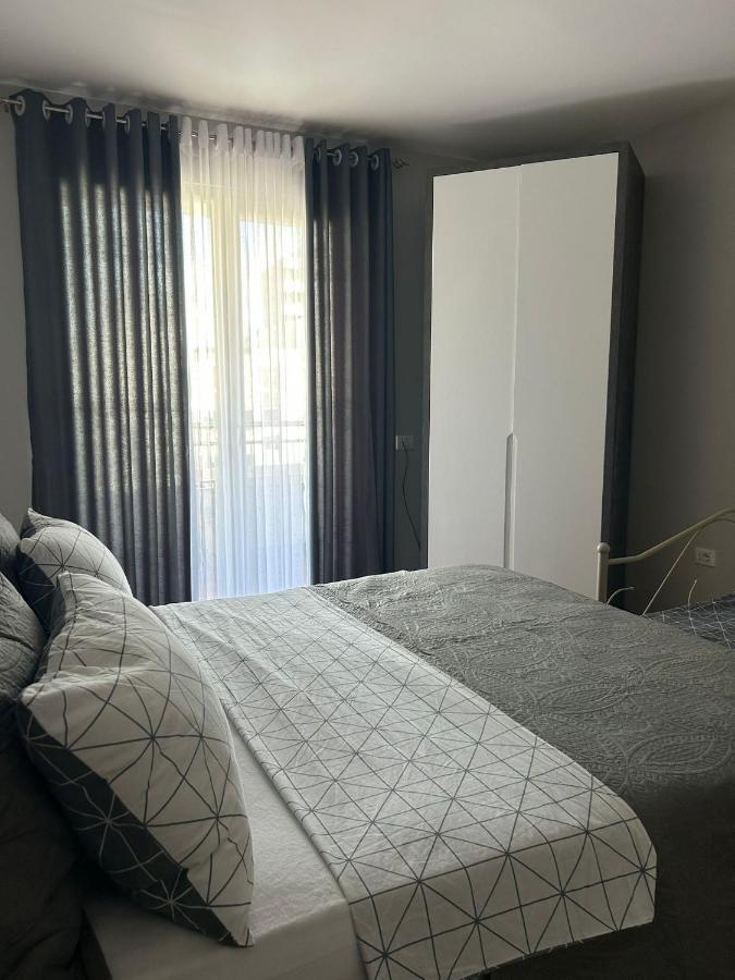 Apartament Raci Shëngjin Buitenkant foto