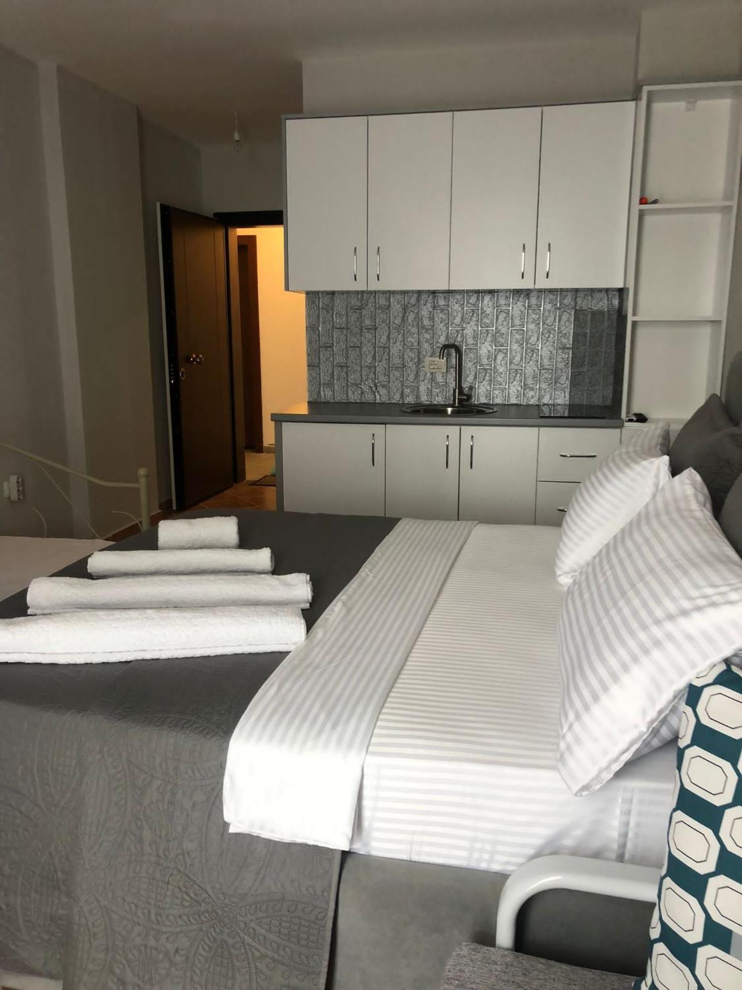 Apartament Raci Shëngjin Buitenkant foto