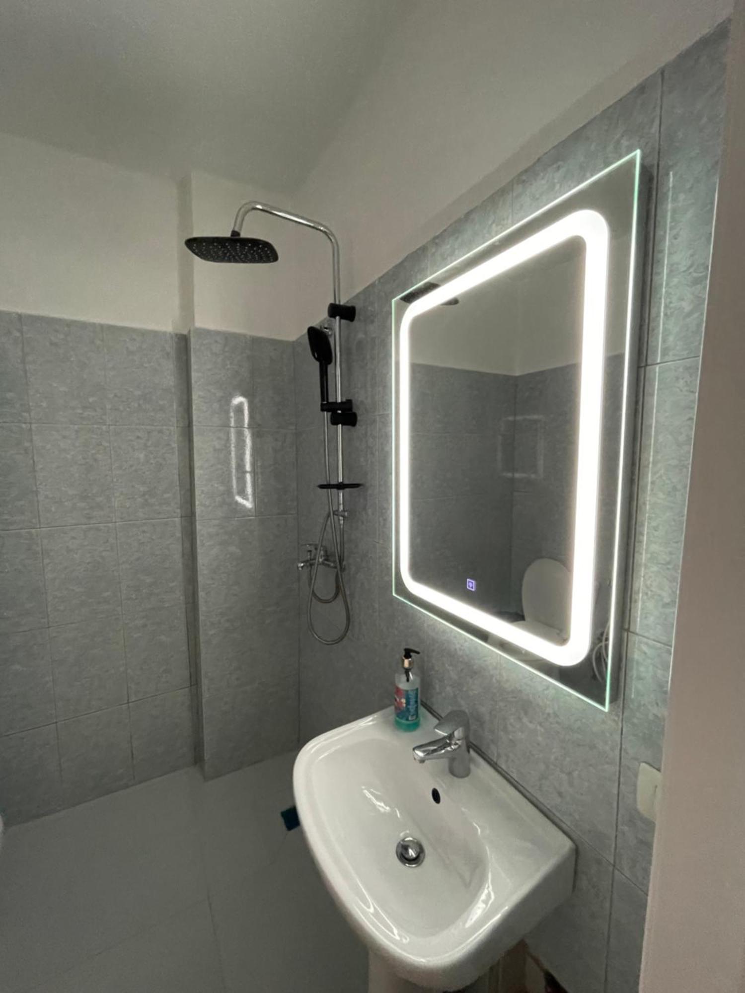Apartament Raci Shëngjin Buitenkant foto