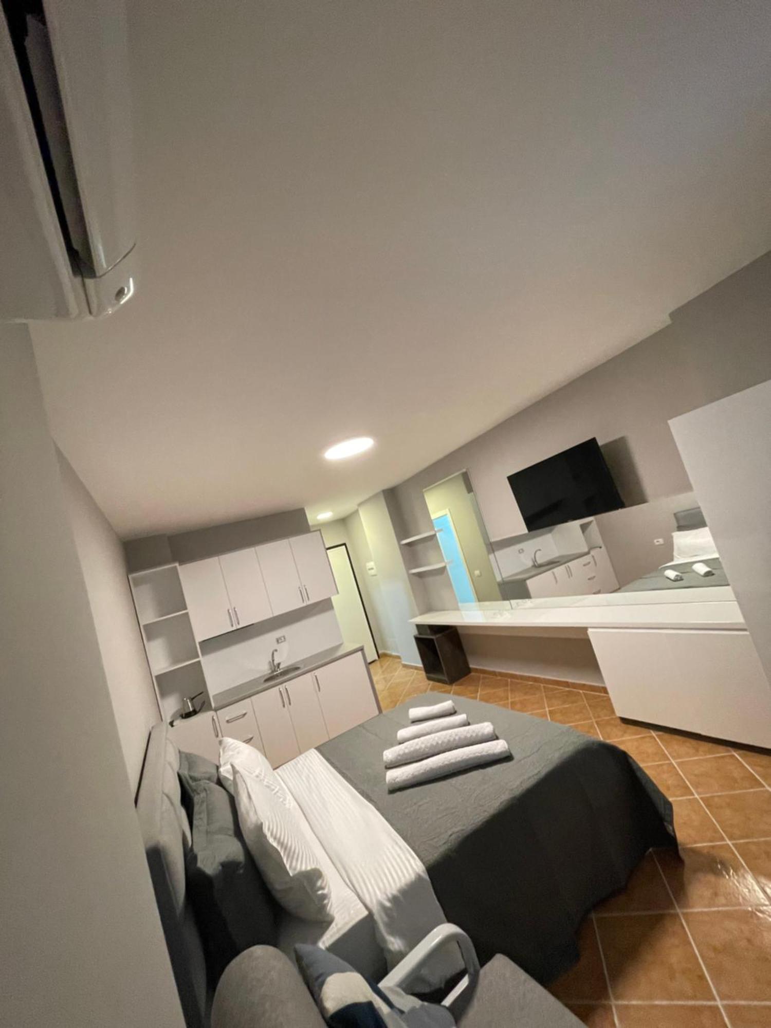 Apartament Raci Shëngjin Buitenkant foto