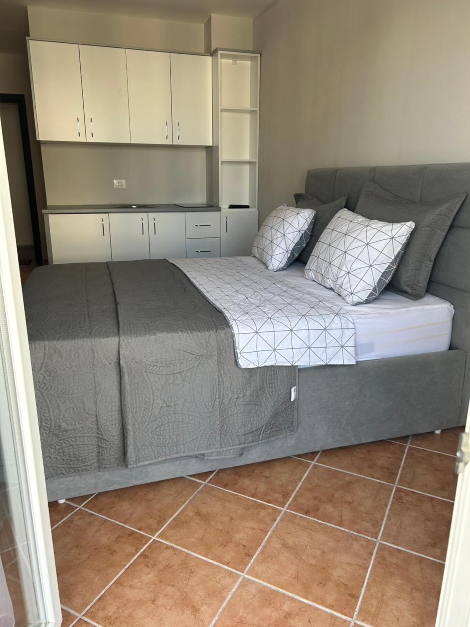 Apartament Raci Shëngjin Buitenkant foto